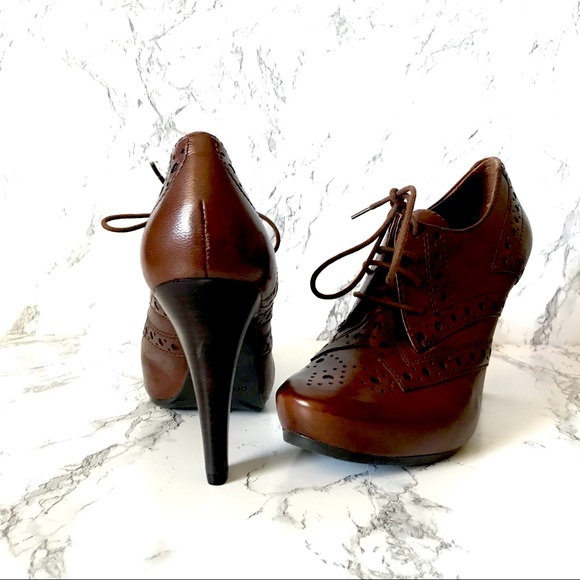 Gianni Bini Shoes - Gianni Bini Brown Lace up Shoes